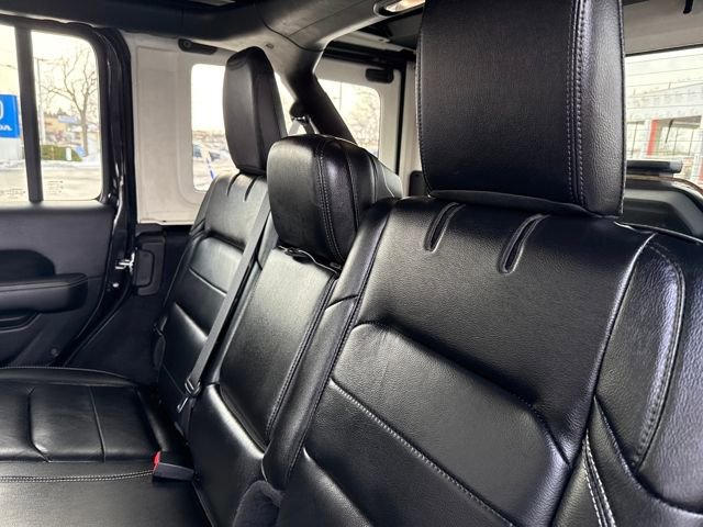 Used 2019 Jeep Wrangler Unlimited Sahara image 17