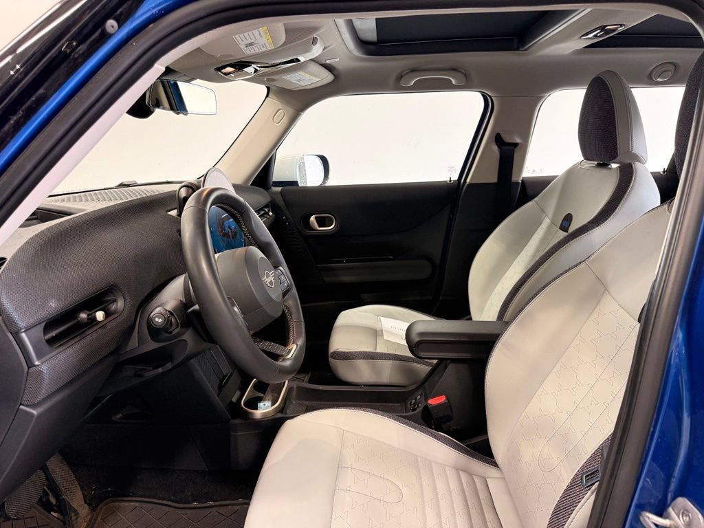 Used 2025 MINI Cooper S FWD image 10