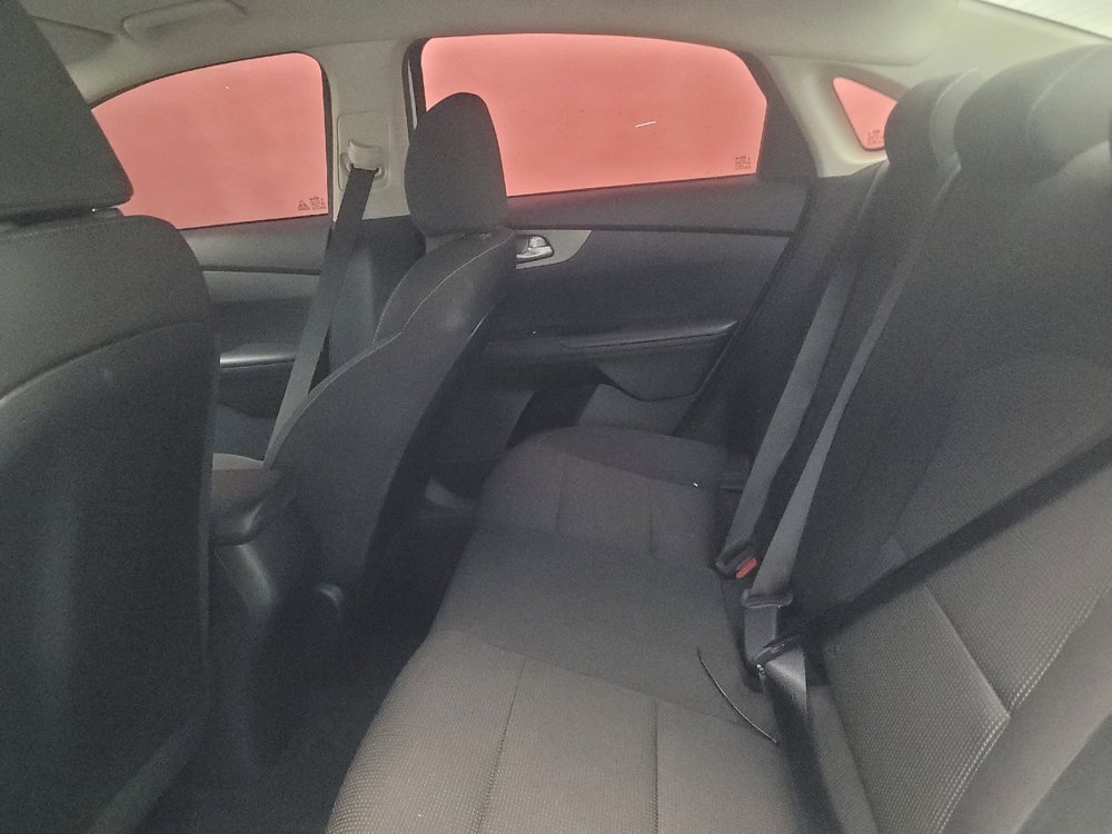 Used 2019 Kia Forte LXS FWD image 18