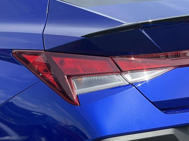 Certified 2025 Hyundai Elantra Sport FWD image 9
