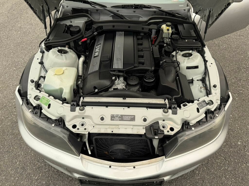Used 2001 BMW Z3 3.0i RWD image 13