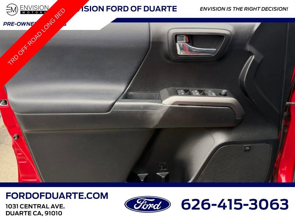 Used 2022 Toyota Tacoma TRD Off-Road image 13