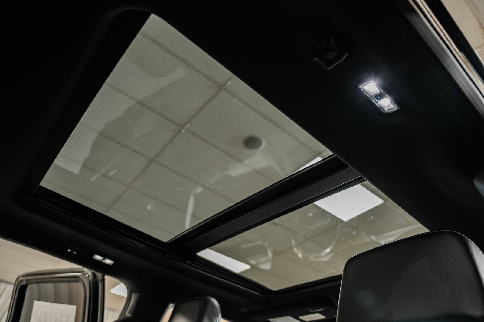 Certified 2023 Ford F150 Lariat w/ Equipment Group 502A High image 43