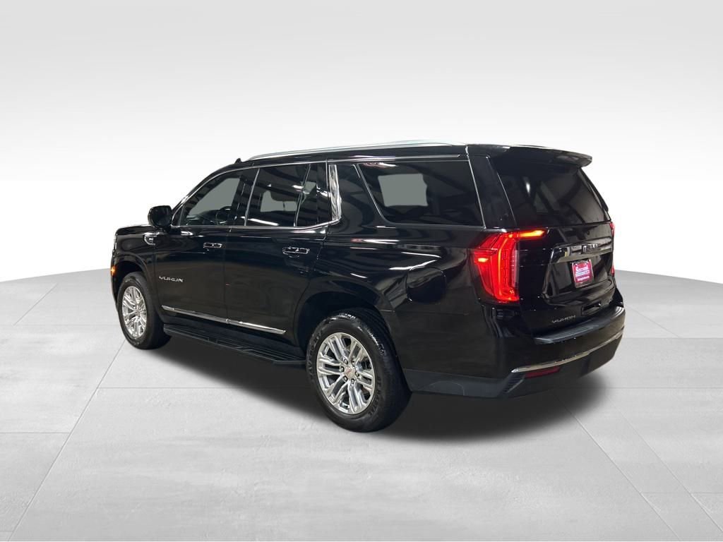 Used 2024 GMC Yukon SLT image 3