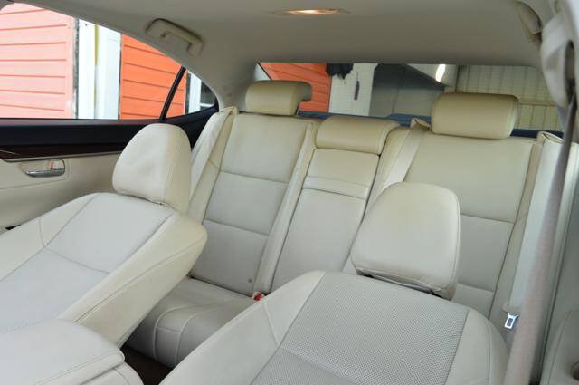 Used 2014 Lexus ES 350 w/ Premium Package FWD image 43
