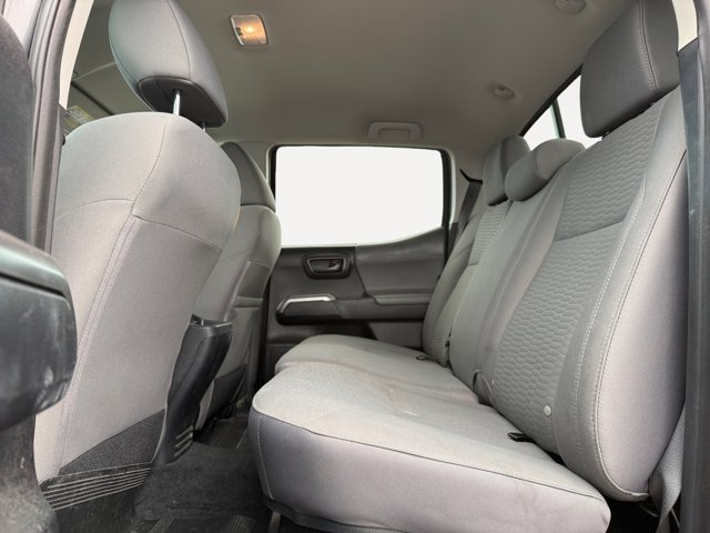 Certified 2019 Toyota Tacoma SR5 AWD/4WD image 16