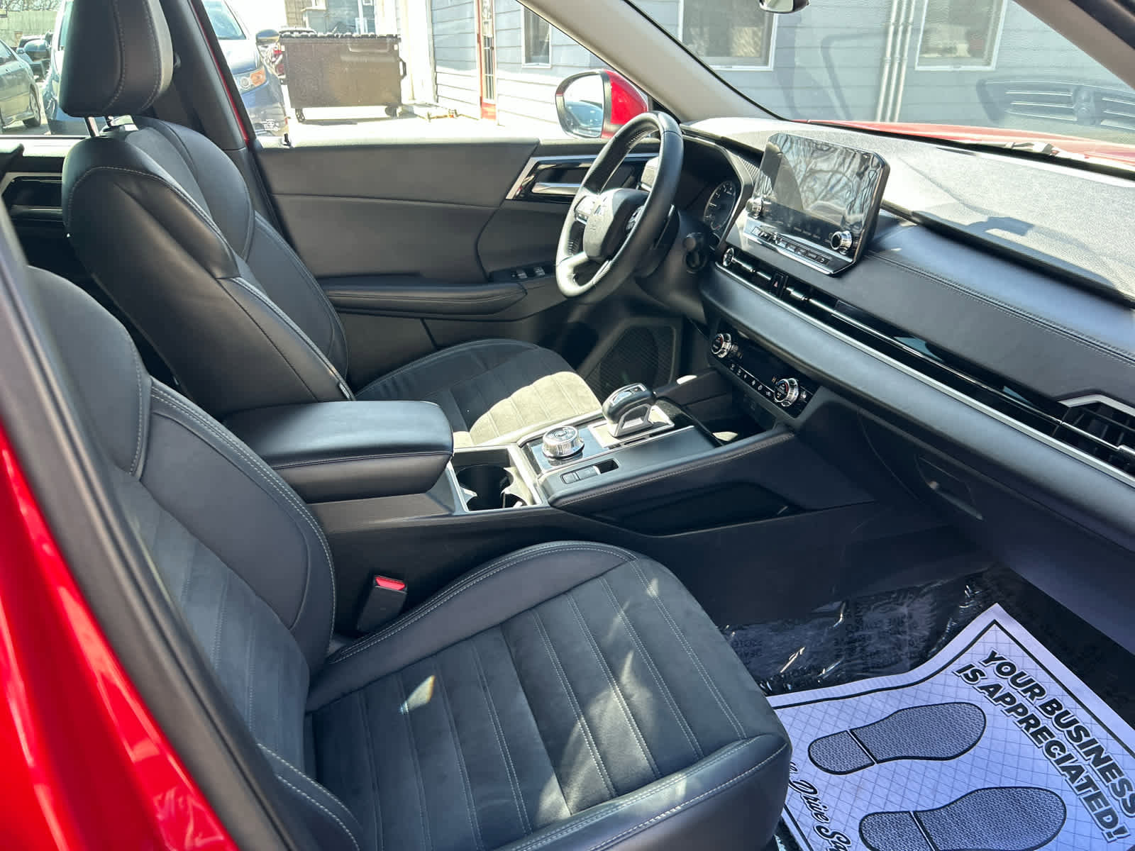 Used 2023 Mitsubishi Outlander SE AWD/4WD image 30