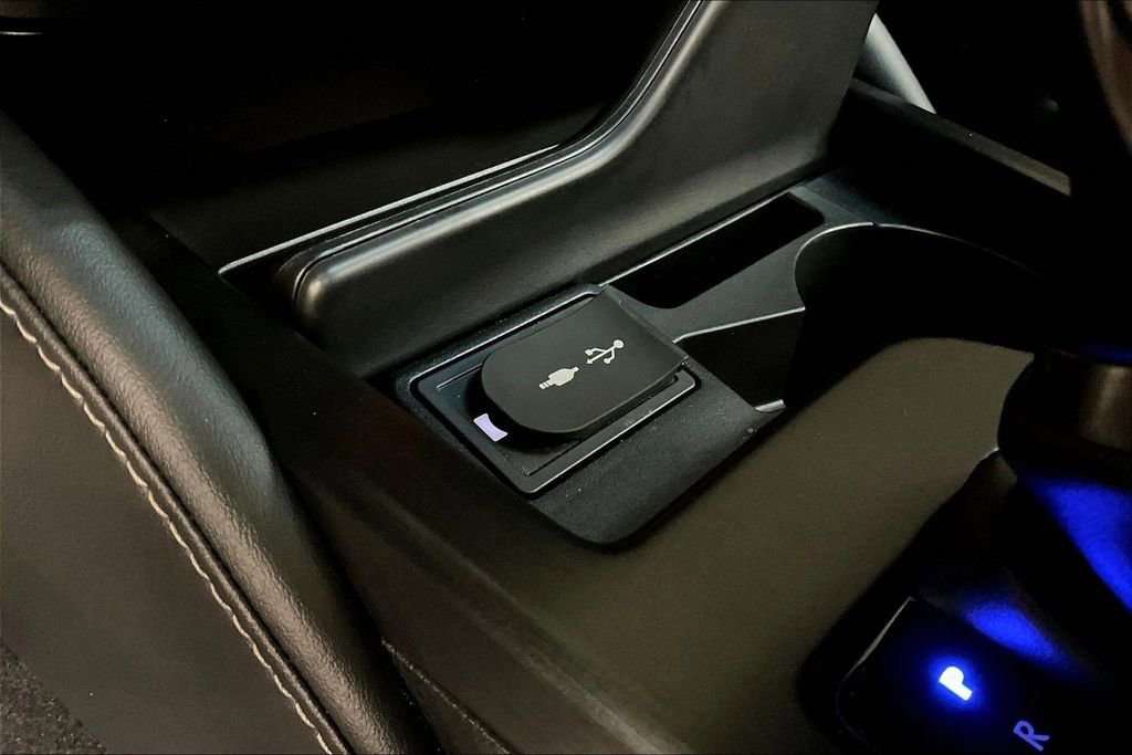 Used 2019 Lexus ES 350 Luxury w/ Premium Package image 16