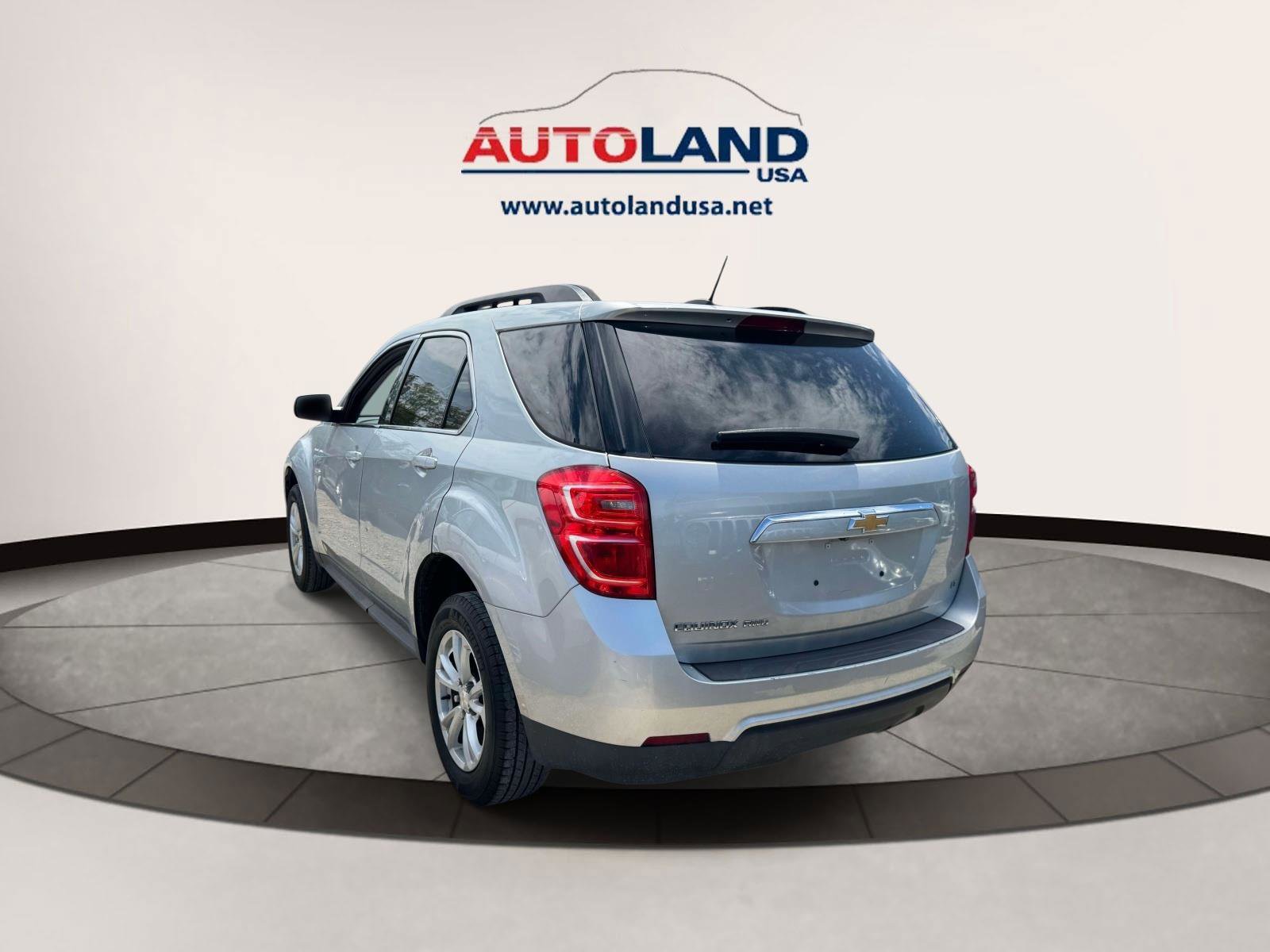 Used 2017 Chevrolet Equinox LT w/ Convenience Package AWD/4WD image 6