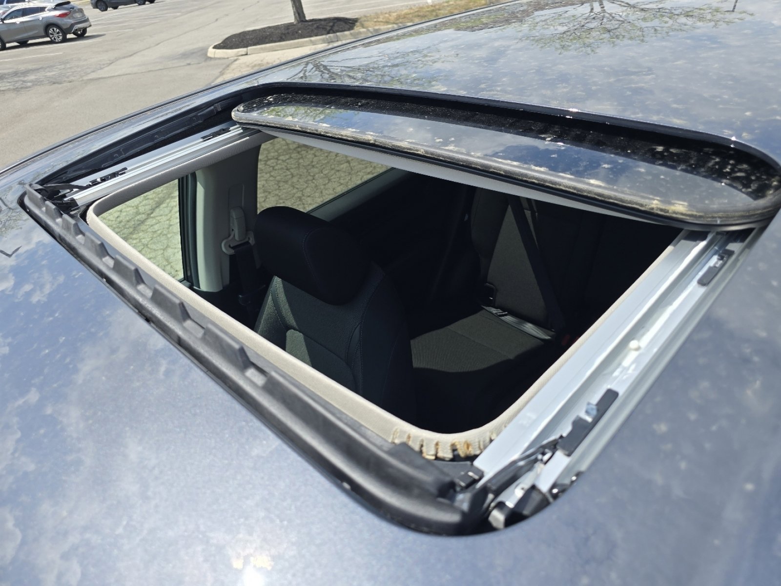 New 2026 Honda CR-V EX image 3