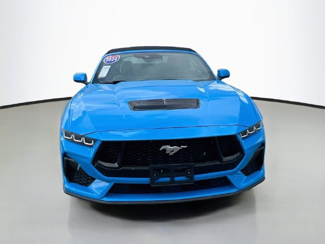 Used 2024 Ford Mustang GT Premium RWD image 3