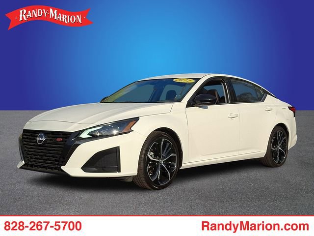 Used 2024 Nissan Altima 2.5 SR image 1