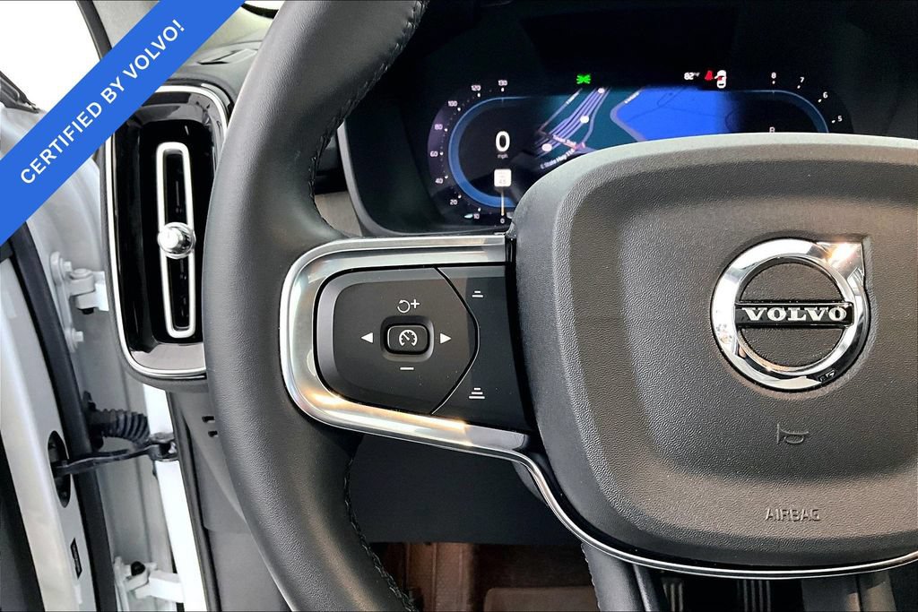 Used 2023 Volvo XC40 B5 Plus w/ Protection Package Premier AWD/4WD image 22