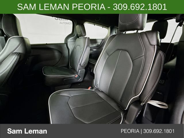 New 2027 Chrysler Pacifica Limited w/ S Appearance Package FWD image 25