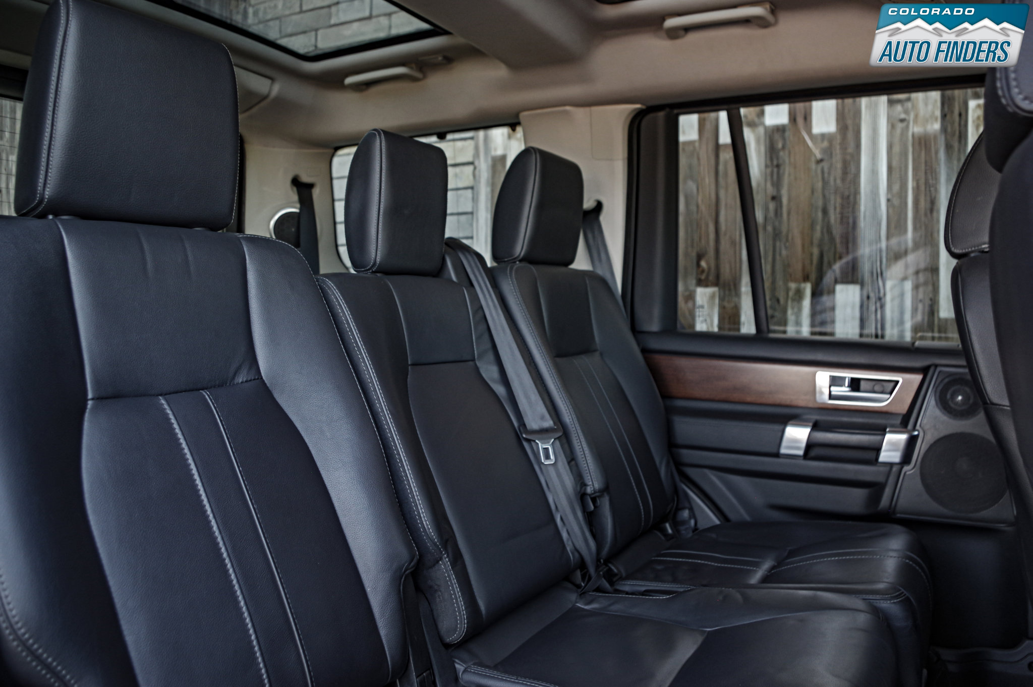 Used 2016 Land Rover LR4 HSE image 23