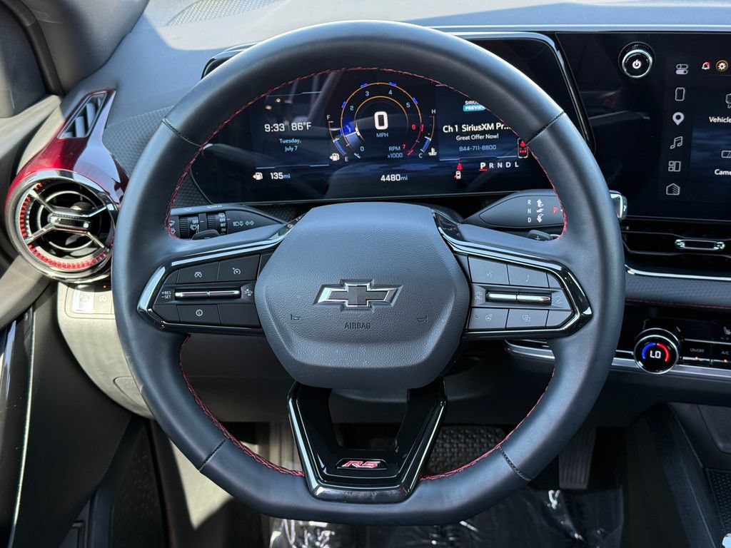 Used 2026 Chevrolet Equinox RS FWD image 22
