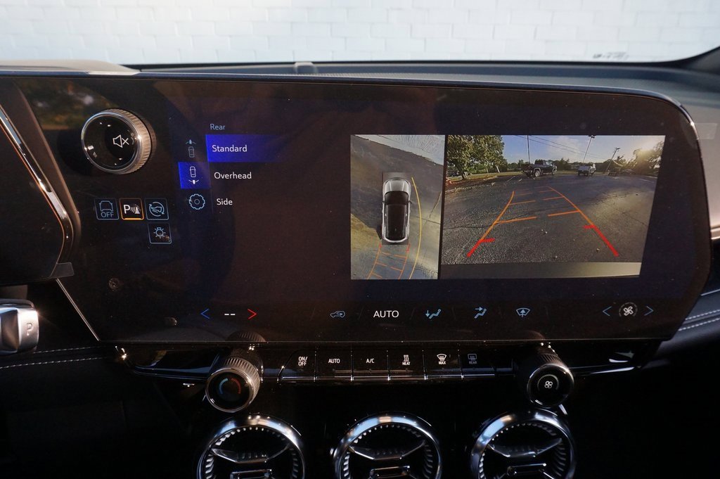 New 2026 Chevrolet Blazer EV LT w/ Midnight/Sport Edition image 16