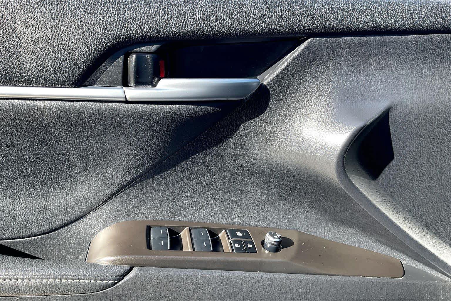 Used 2024 Toyota Camry XSE w/ Navigation Package FWD image 33