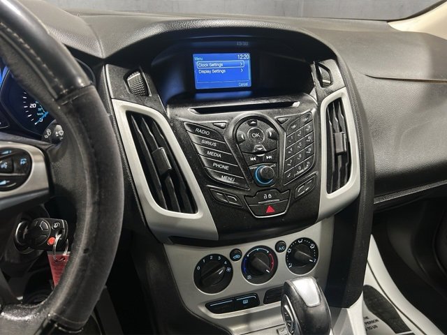 Used 2014 Ford Focus SE w/ Equipment Group 201A image 16