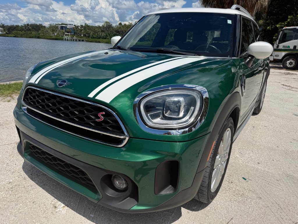 Used 2021 MINI Cooper Countryman S FWD image 2