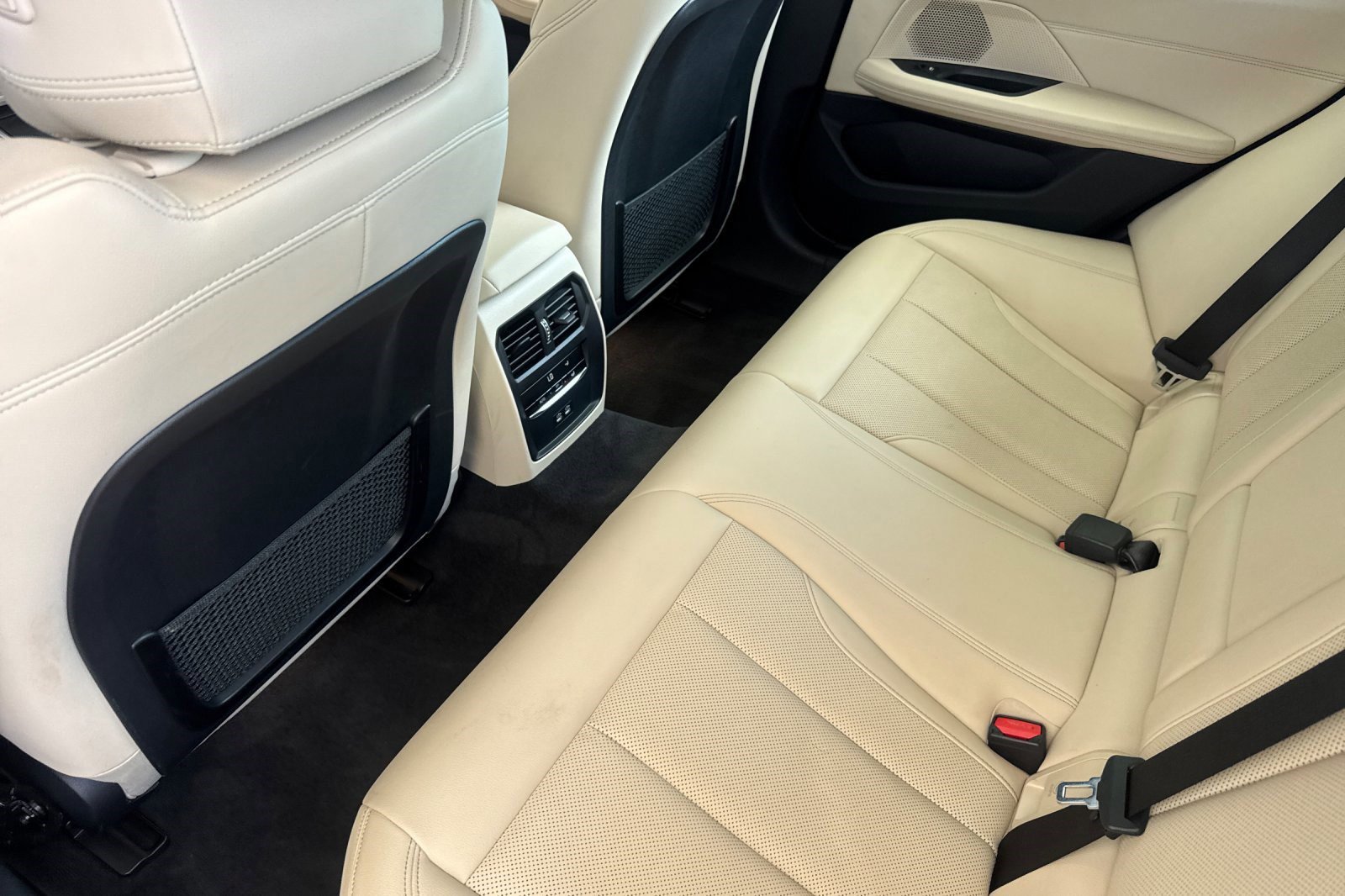 Certified 2023 BMW i4 eDrive35 w/ Premium Package RWD image 26