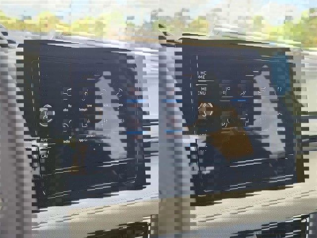 New 2025 Volkswagen Taos S image 16