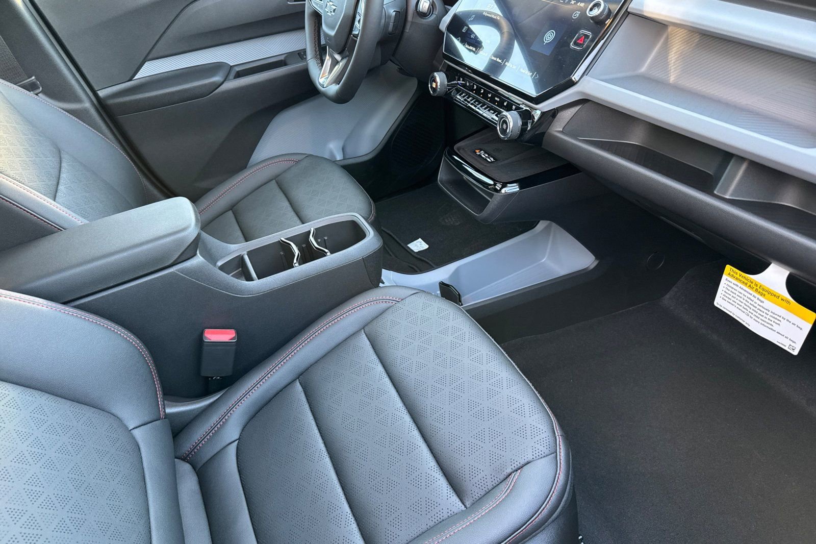 New 2027 Chevrolet Bolt RS w/ Technology Package FWD image 16