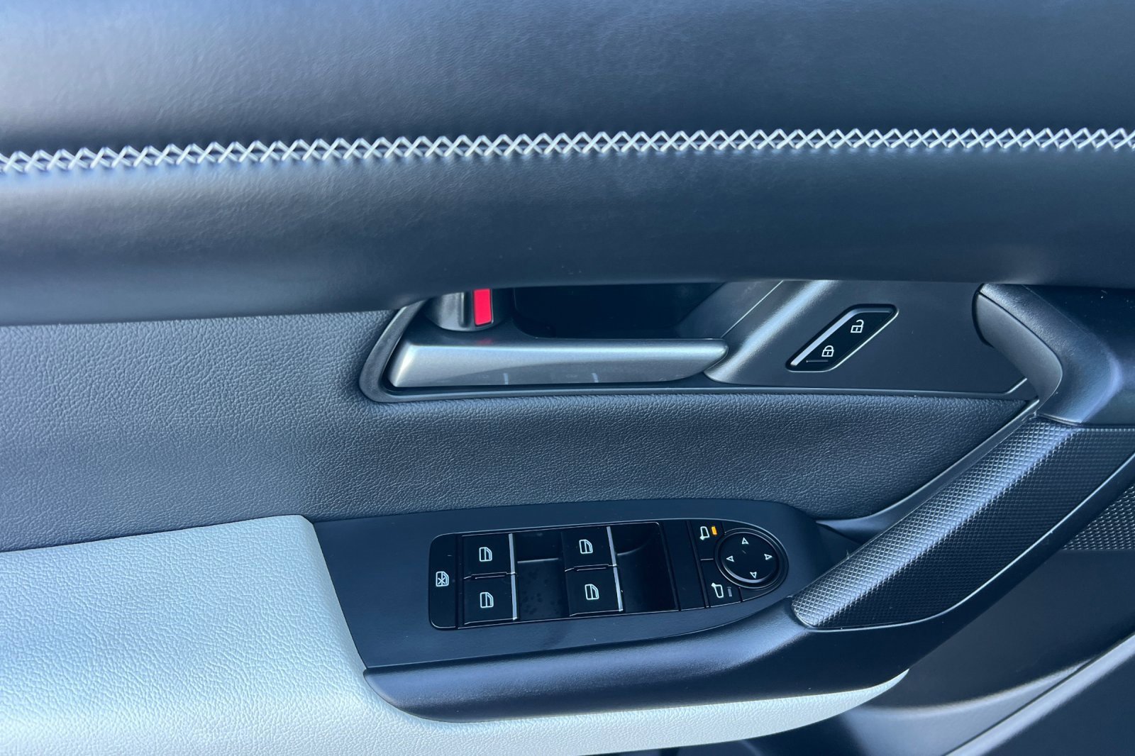 New 2026 MAZDA CX-50 AWD 2.5 S w/ Cargo Package image 8