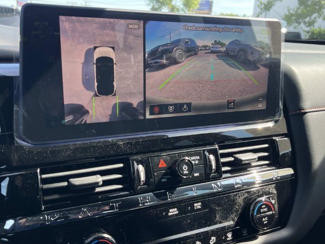 New 2026 Nissan Pathfinder Rock Creek AWD/4WD image 33