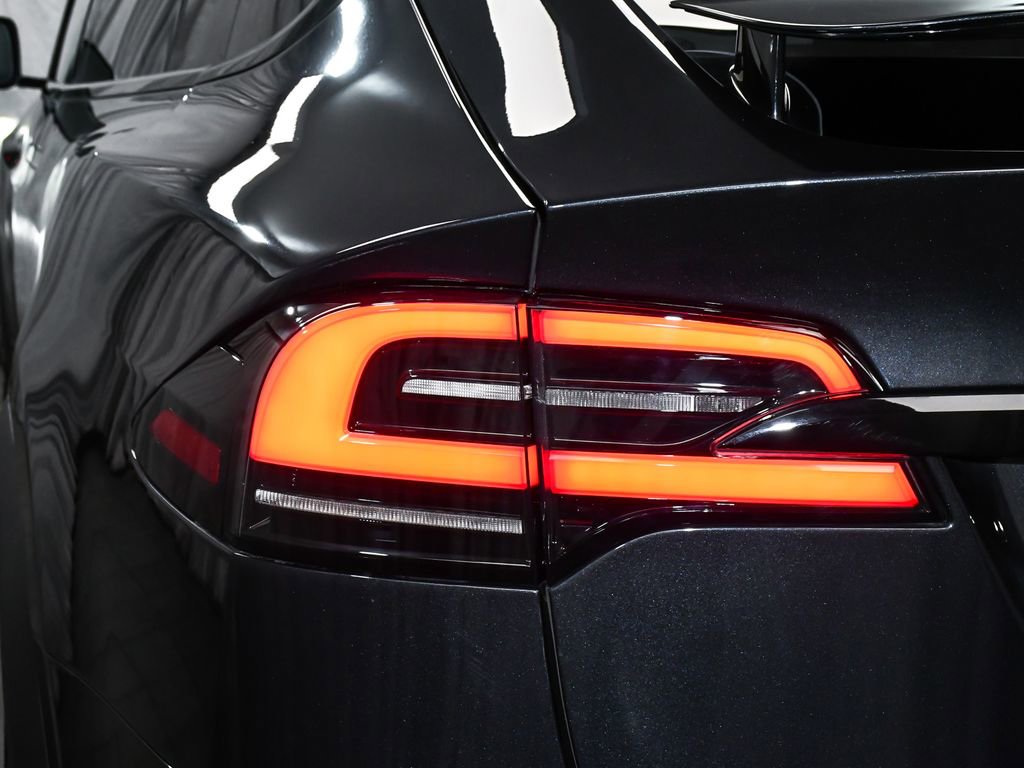 Used 2024 Tesla Model X image 69