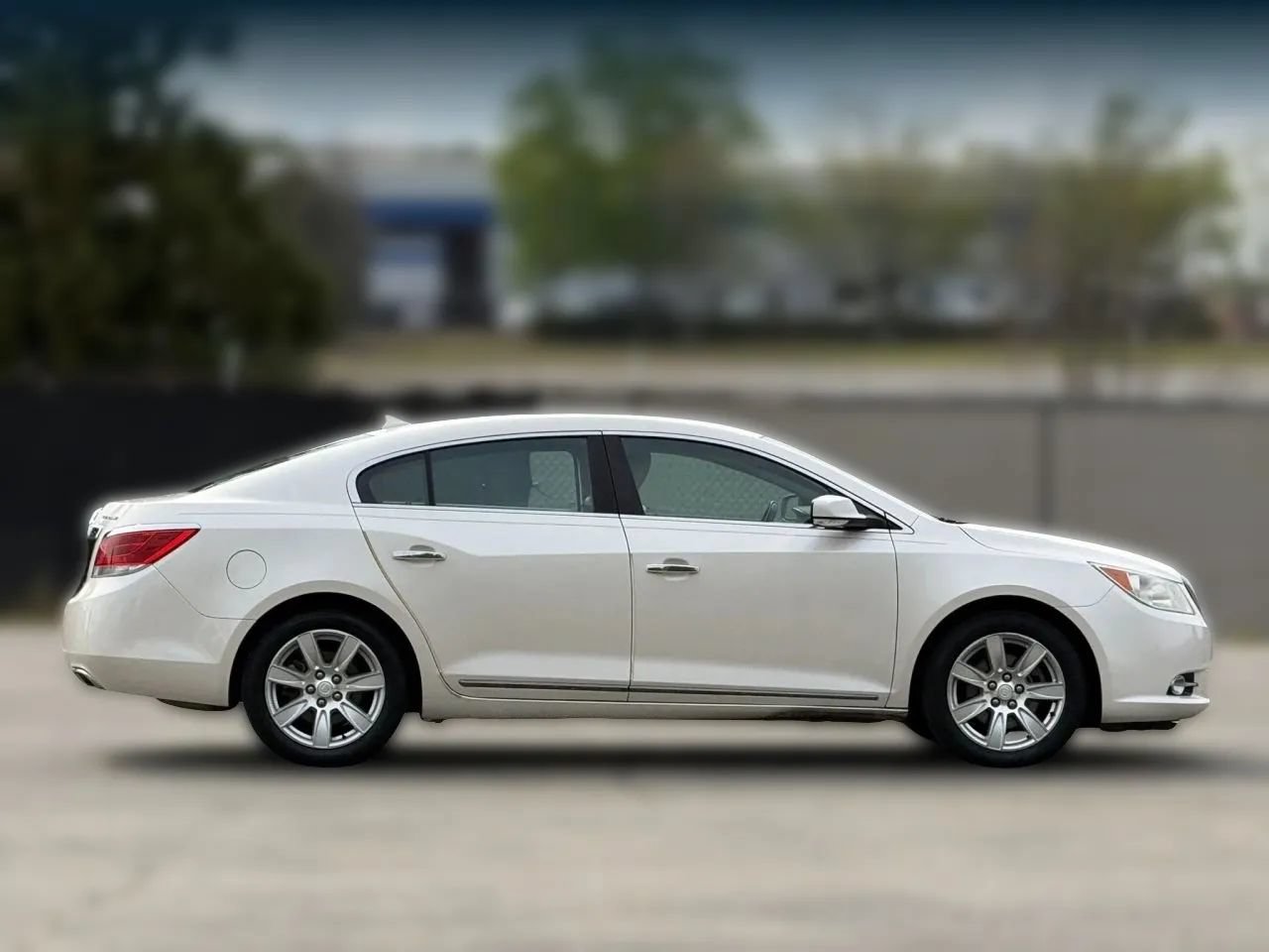 Used 2013 Buick LaCrosse Premium FWD image 7