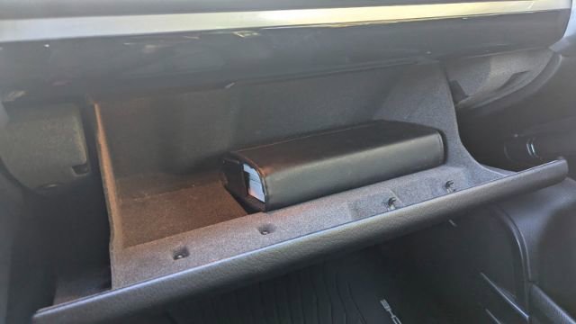 Used 2014 Porsche Cayenne Platinum Edition image 39