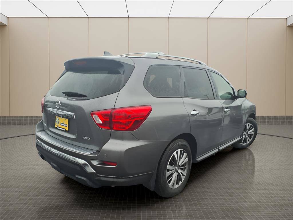Used 2020 Nissan Pathfinder S image 6