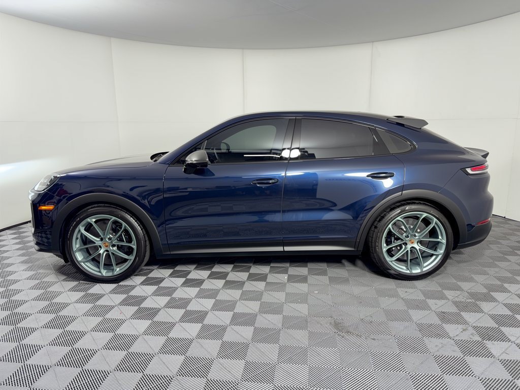 New 2026 Porsche Cayenne Turbo GT AWD/4WD image 2