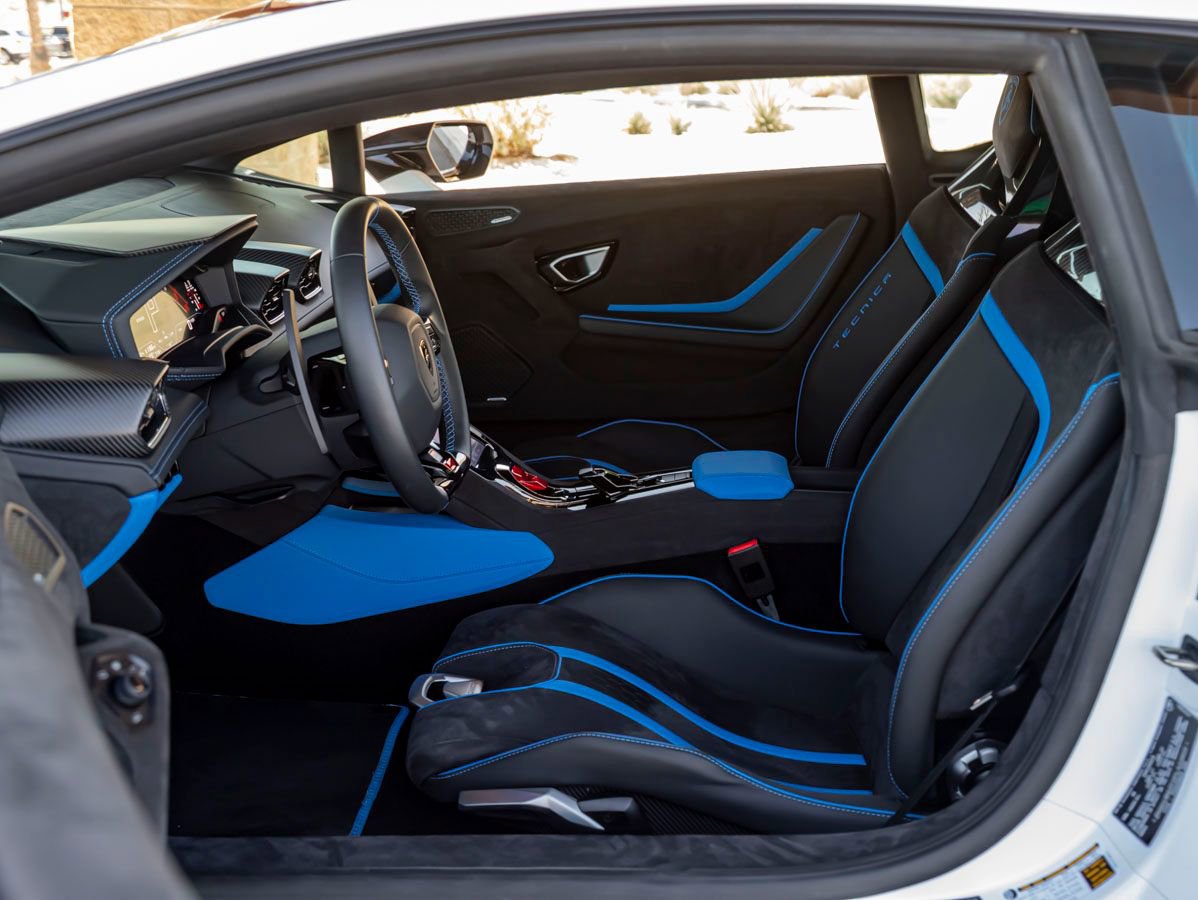 Used 2023 Lamborghini Huracan Tecnica image 15
