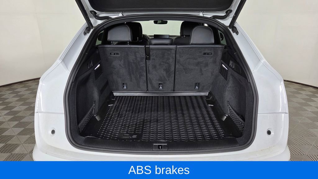 Used 2024 Audi Q5 2.0T Premium Plus AWD/4WD image 9