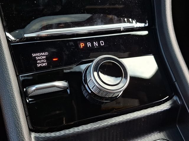 New 2027 Jeep Grand Cherokee Altitude AWD/4WD image 11