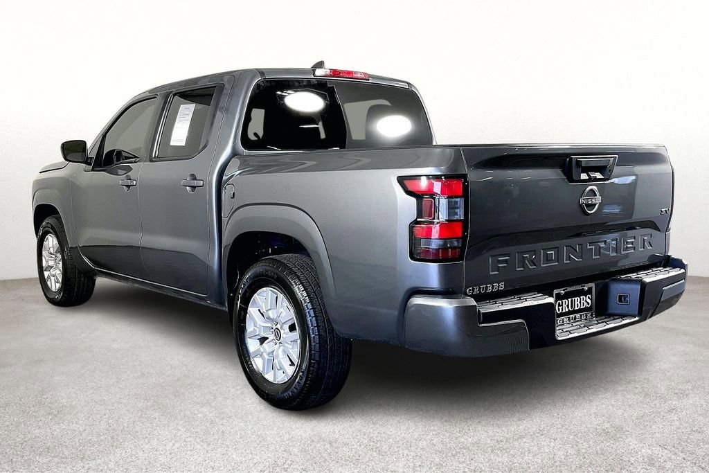 Used 2023 Nissan Frontier SV image 16