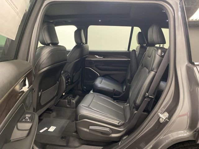 New 2026 Jeep Grand Cherokee L Limited image 25