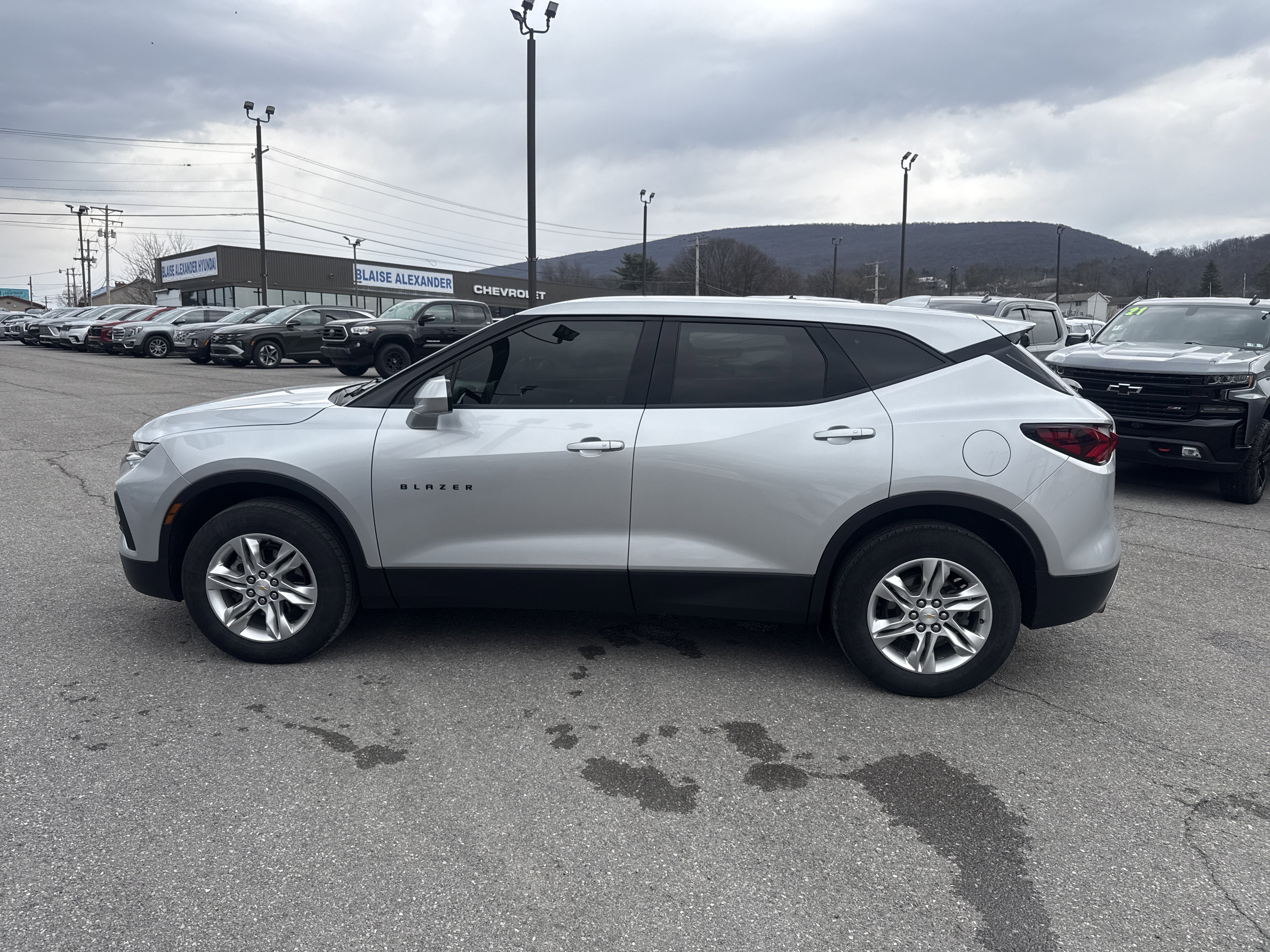 Used 2021 Chevrolet Blazer LT w/ LPO, Black Accent Package image 7