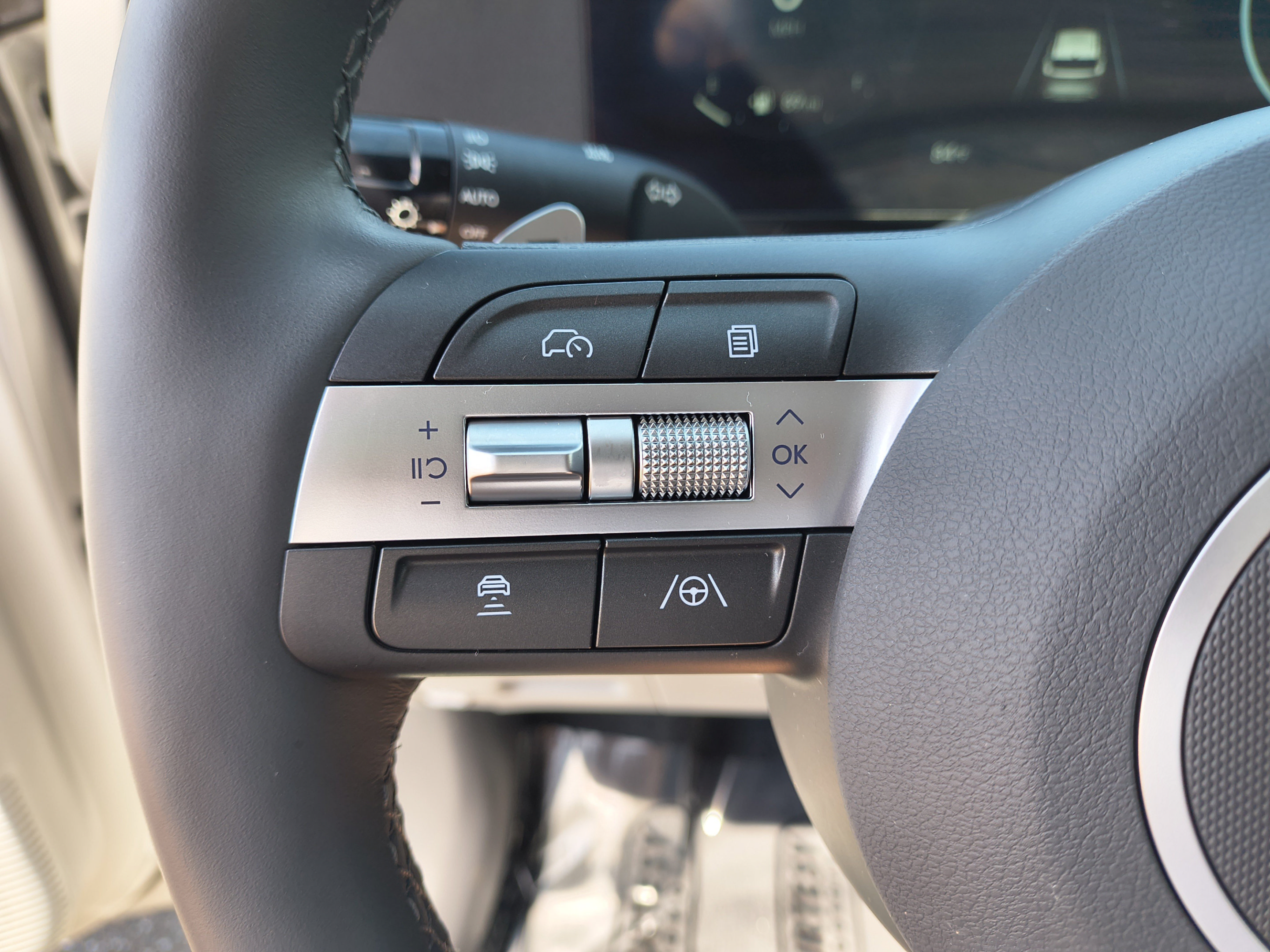 Certified 2026 Hyundai Kona Limited FWD image 31