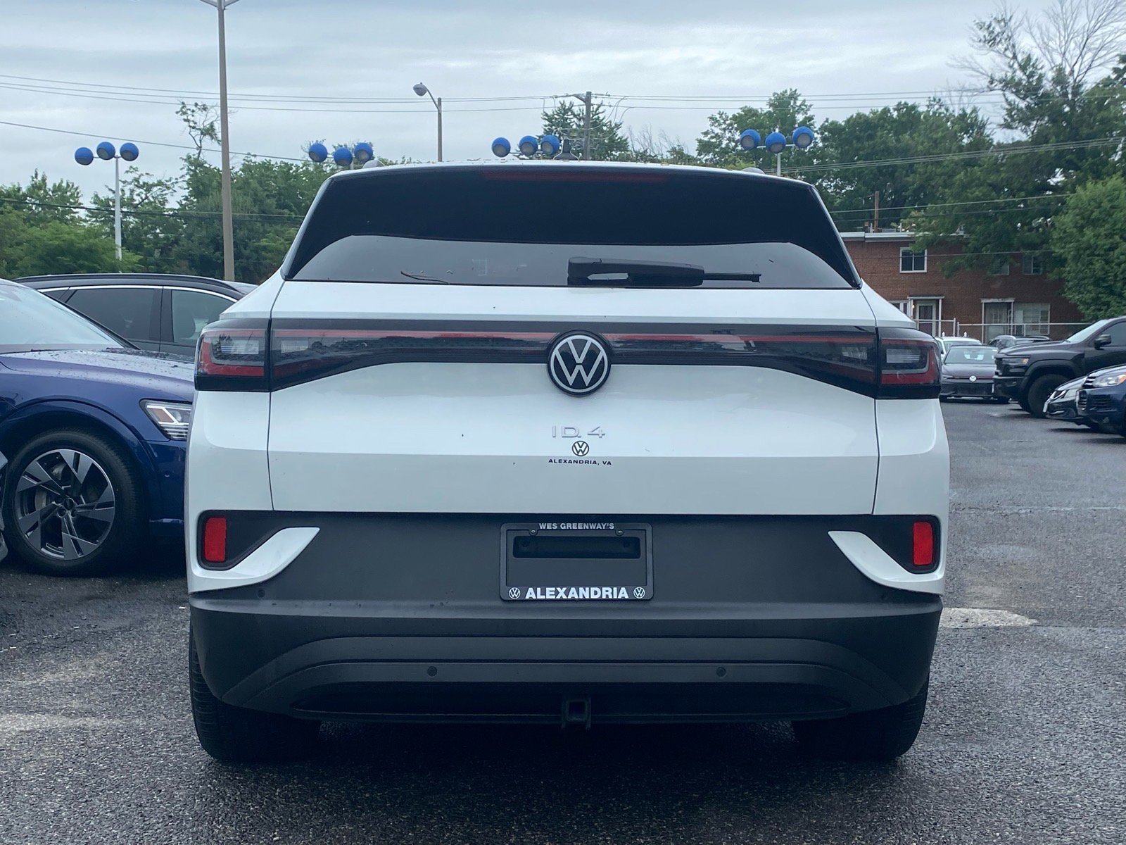 Used 2023 Volkswagen ID.4 Pro S AWD/4WD image 4