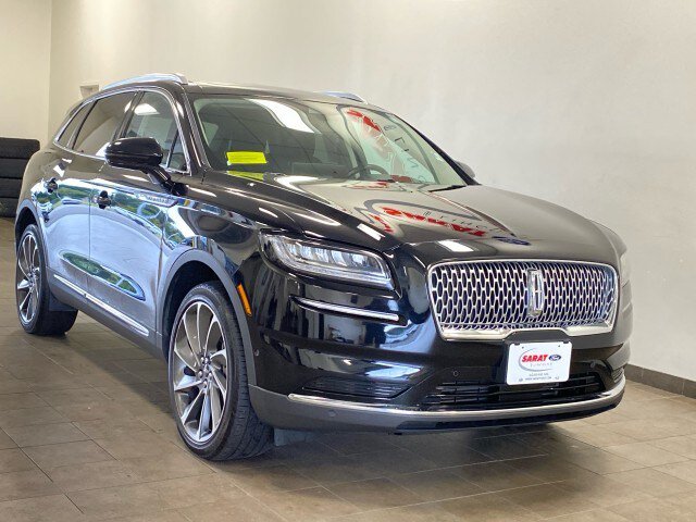 Used 2023 Lincoln Nautilus Reserve w/ Equipment Group 201A AWD/4WD image 2
