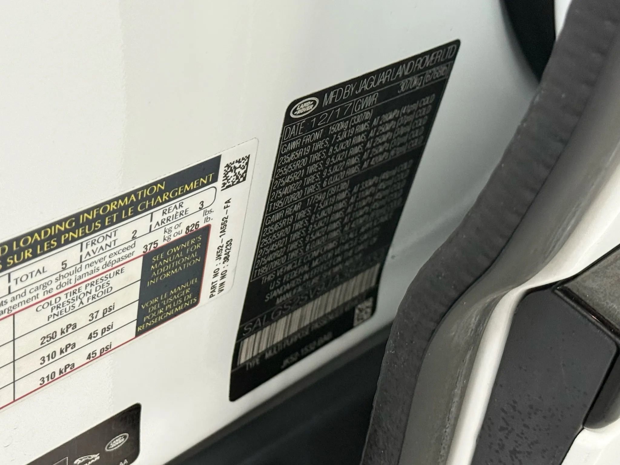 Used 2018 Land Rover Range Rover HSE image 56
