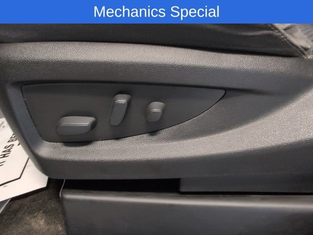 Used 2018 Chevrolet Silverado 1500 LT w/ All Star Edition AWD/4WD image 10