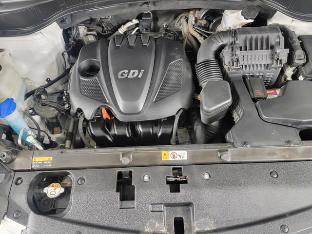 Used 2016 Hyundai Santa Fe Sport AWD/4WD image 32