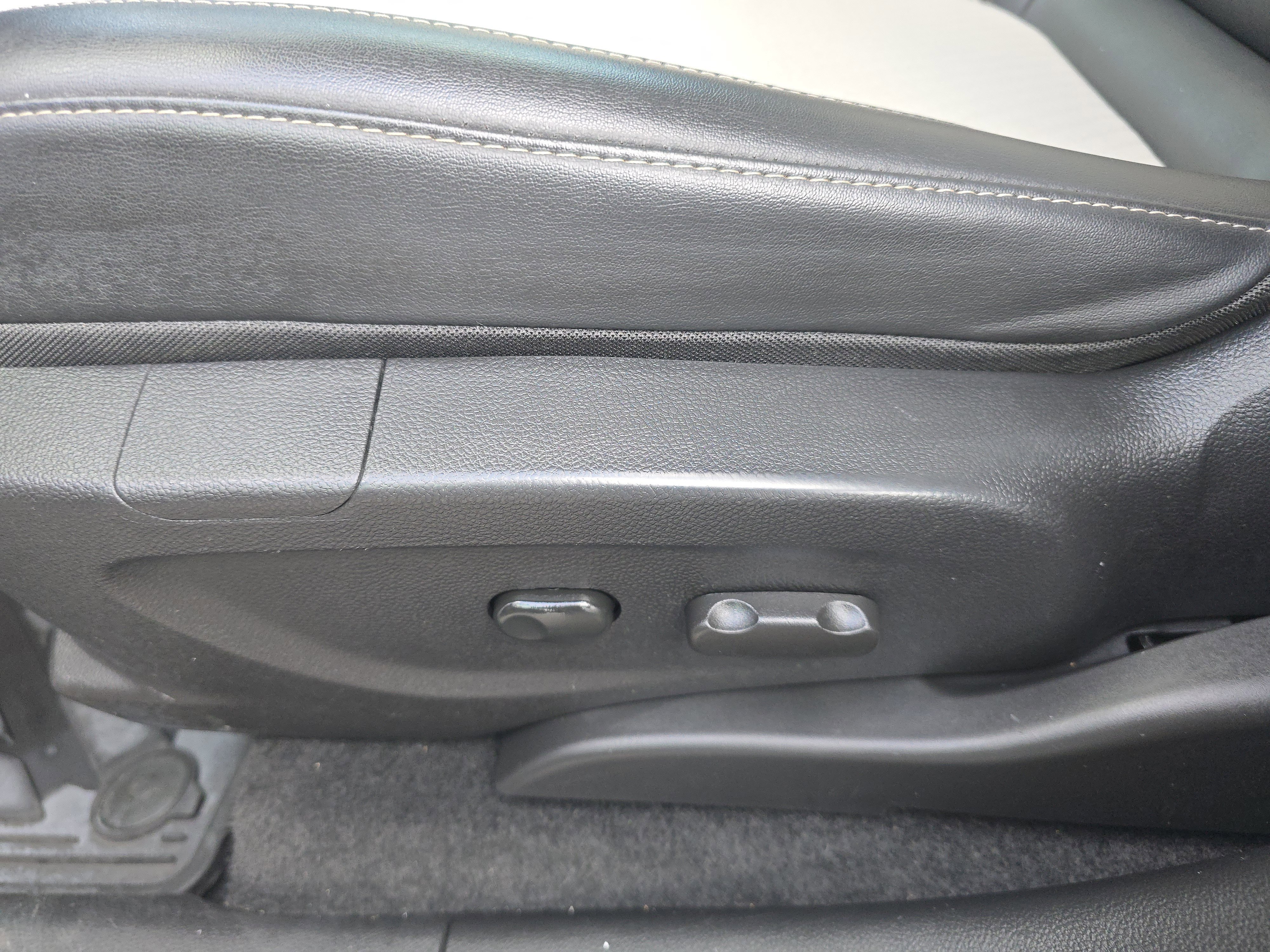 Used 2020 Buick Encore Preferred w/ Safety Package image 6