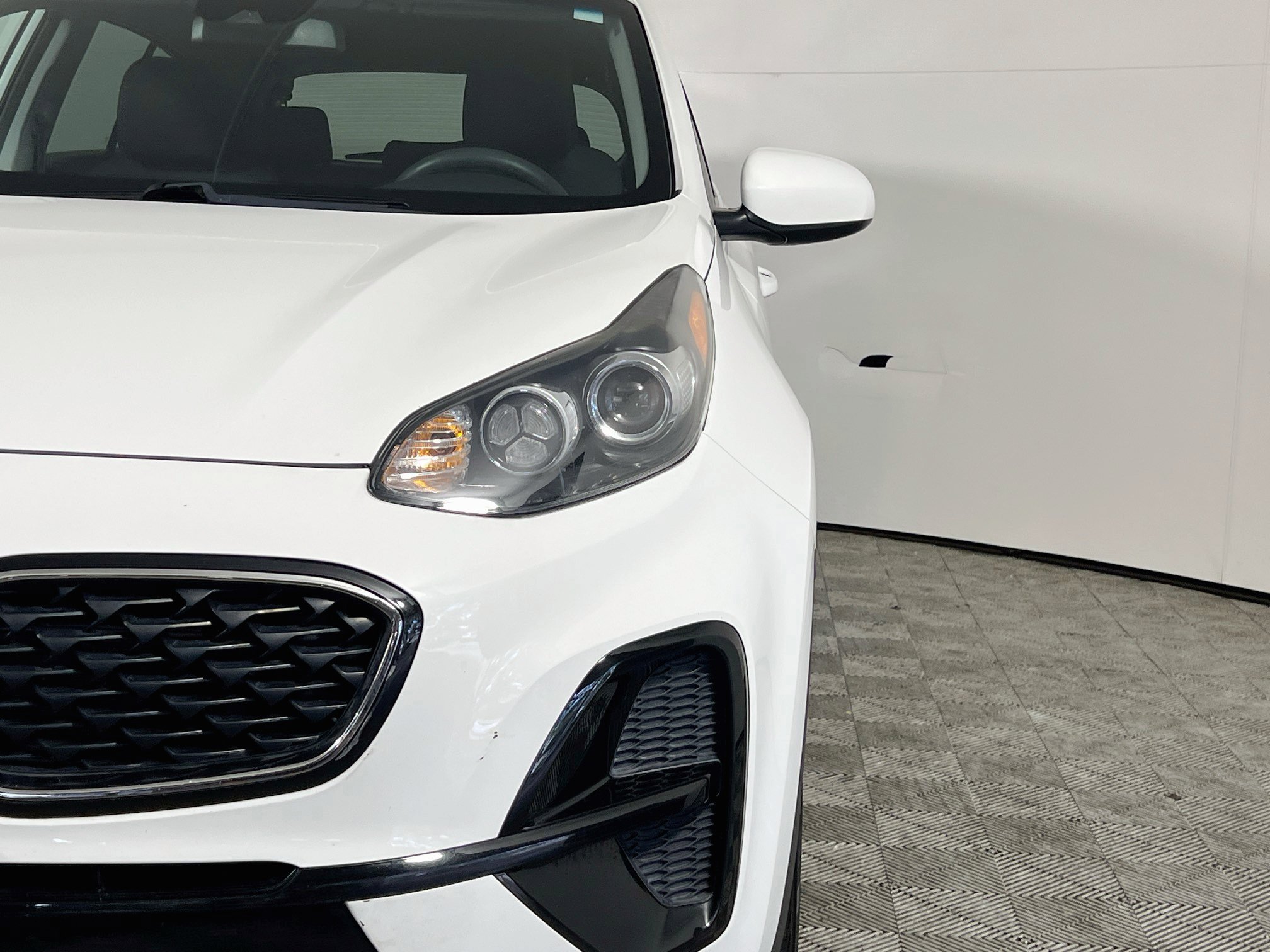 Used 2020 Kia Sportage LX FWD image 12