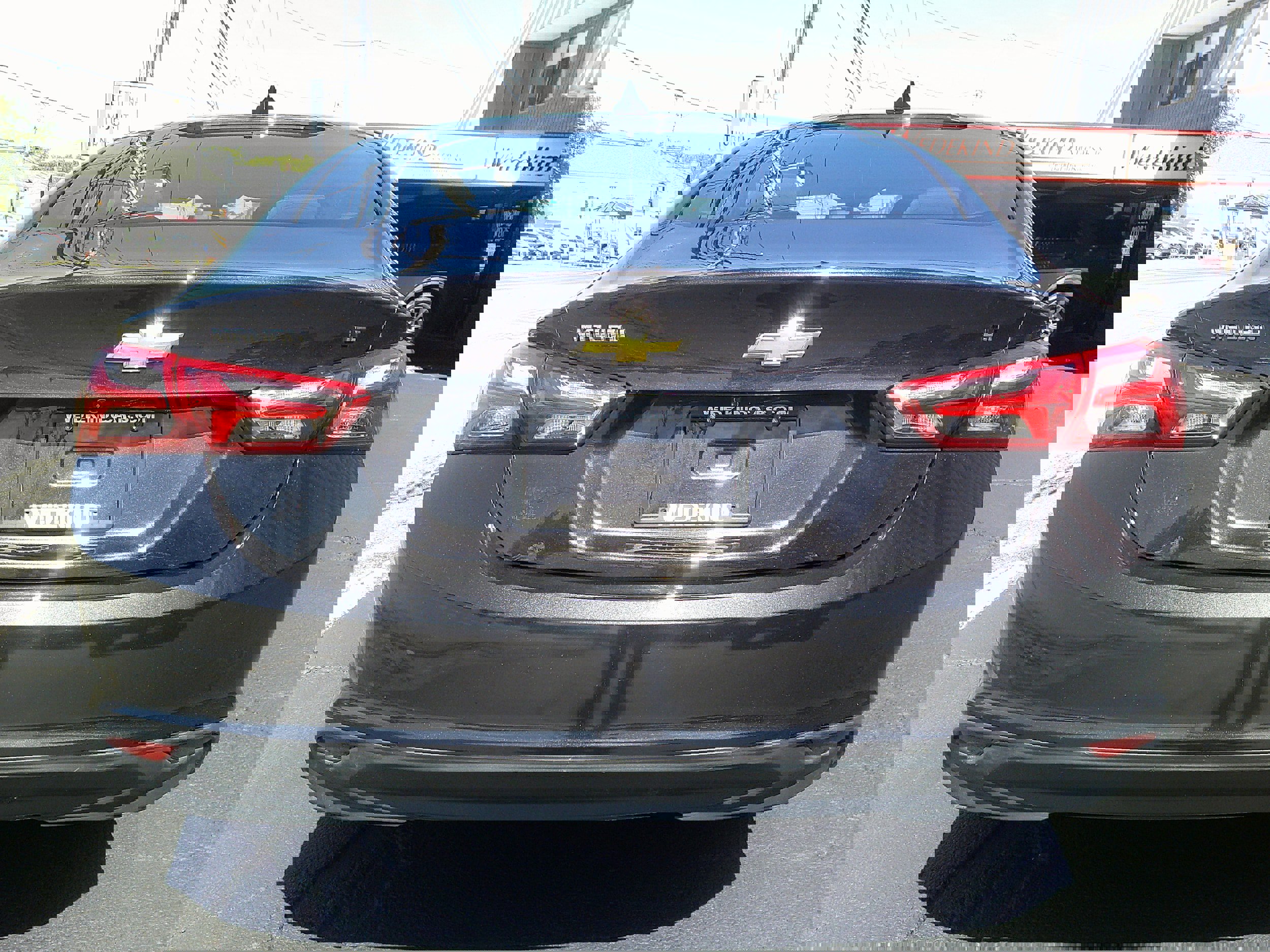 Used 2022 Chevrolet Malibu LT image 4