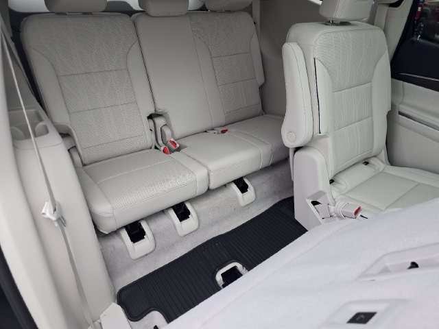 New 2027 Buick Enclave Avenir w/ LPO, Illumination Package AWD/4WD image 22